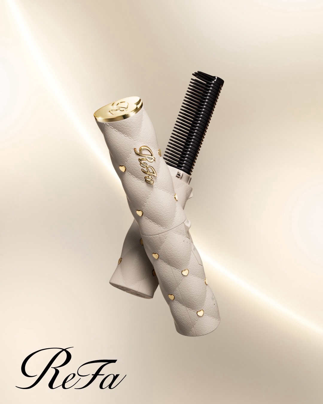 ケースに収納されたReFa HEART COMB IRON